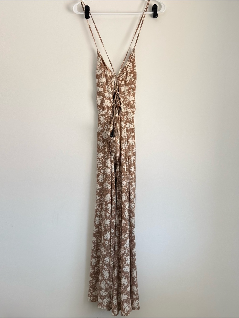 Lulus Picturesque Moments Brown Floral Print Strappy Maxi Dress Size Medium - Picture 7 of 8